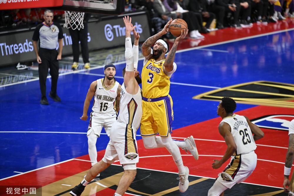 示出她在跳 示出她在跳