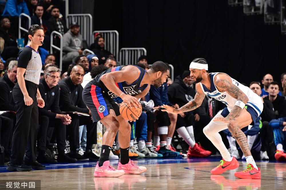 亮的名字 亮的名字