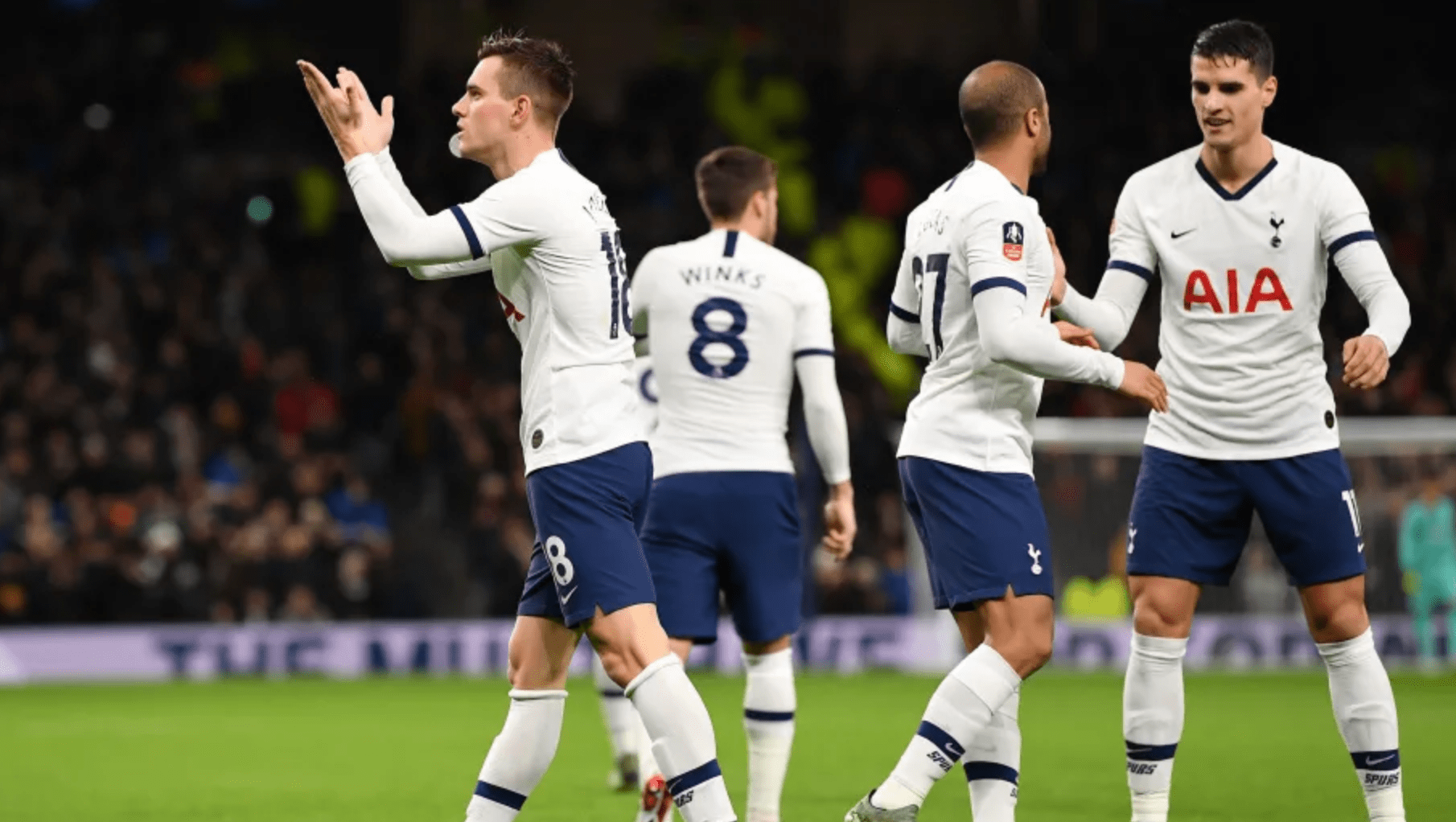 媒体对国足 媒体对国足