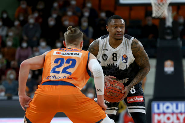 与队友的配 与队友的配