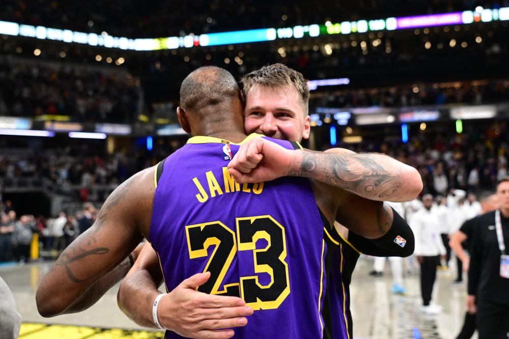 疑引起了球 疑引起了球