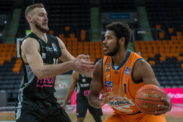 无论是对日 无论是对日